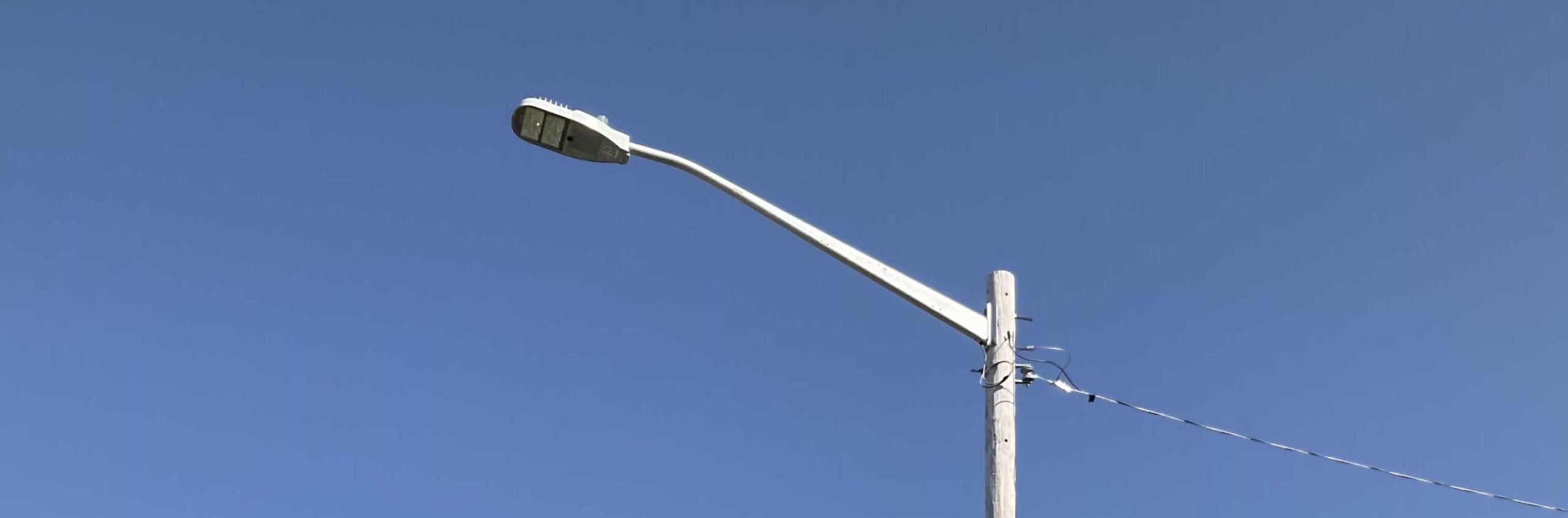 Roadway Light Zoom Solar Array